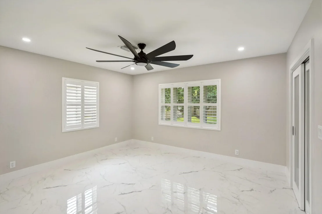 Photo of 720 NE 2nd Street
