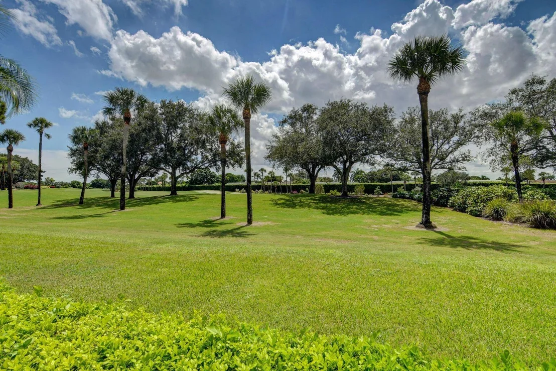 Photo of 4875 Tallowwood Lane