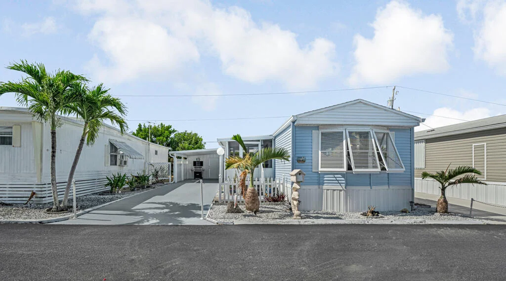 Photo of Unit 52 at 14661 Us Highway 1
