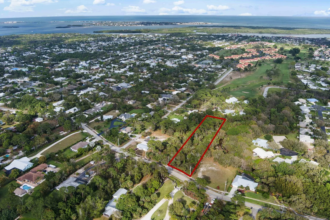 Photo of 4975 SE Manatee Cove Road