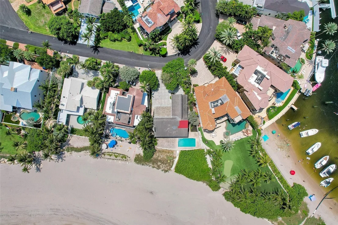 Photo of 2304 Bay Drive
