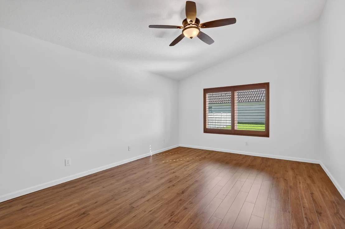 Photo of 1021 SE WESTMINSTER Place