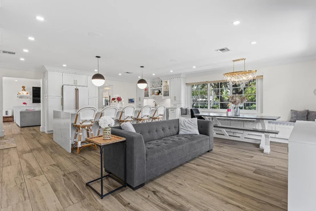 Photo of 912 Roberts Road