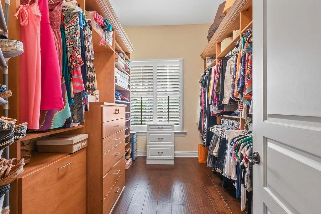 Photo of 3338 Greenway Drive