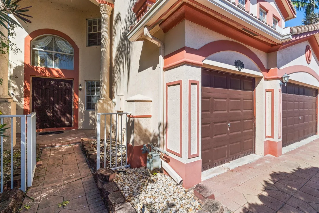 Photo of 10633 OLD HAMMOCK Way