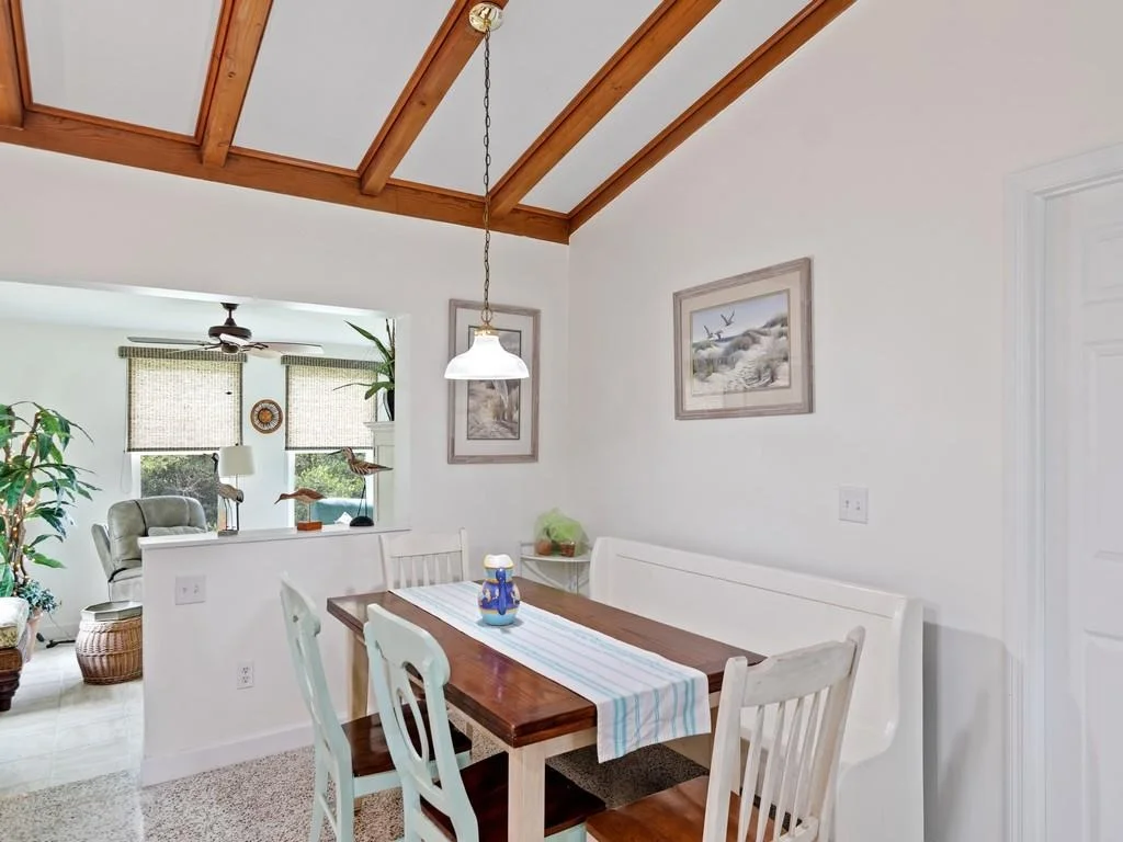 Photo of 285 Live Oak Drive