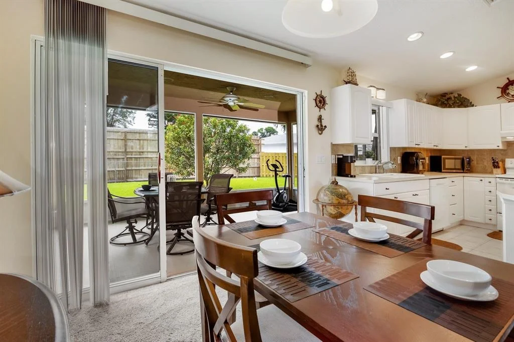 Photo of 4815 Dolphin Drive
