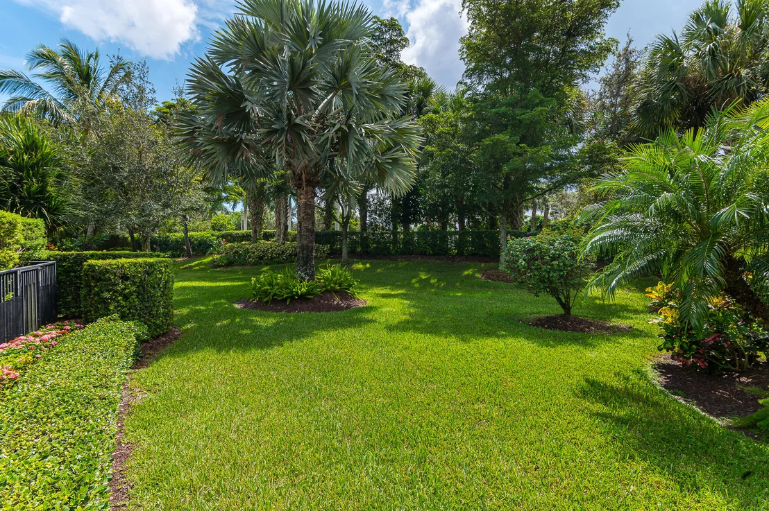Photo of 10504 Whitewind Circle