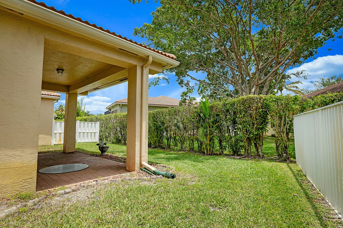 Photo of 2568 Sandy Cay