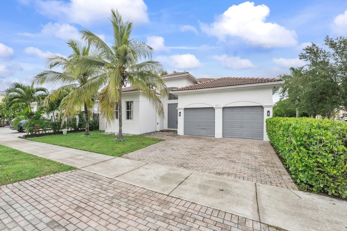 Photo of 8911 NW 178th Lane