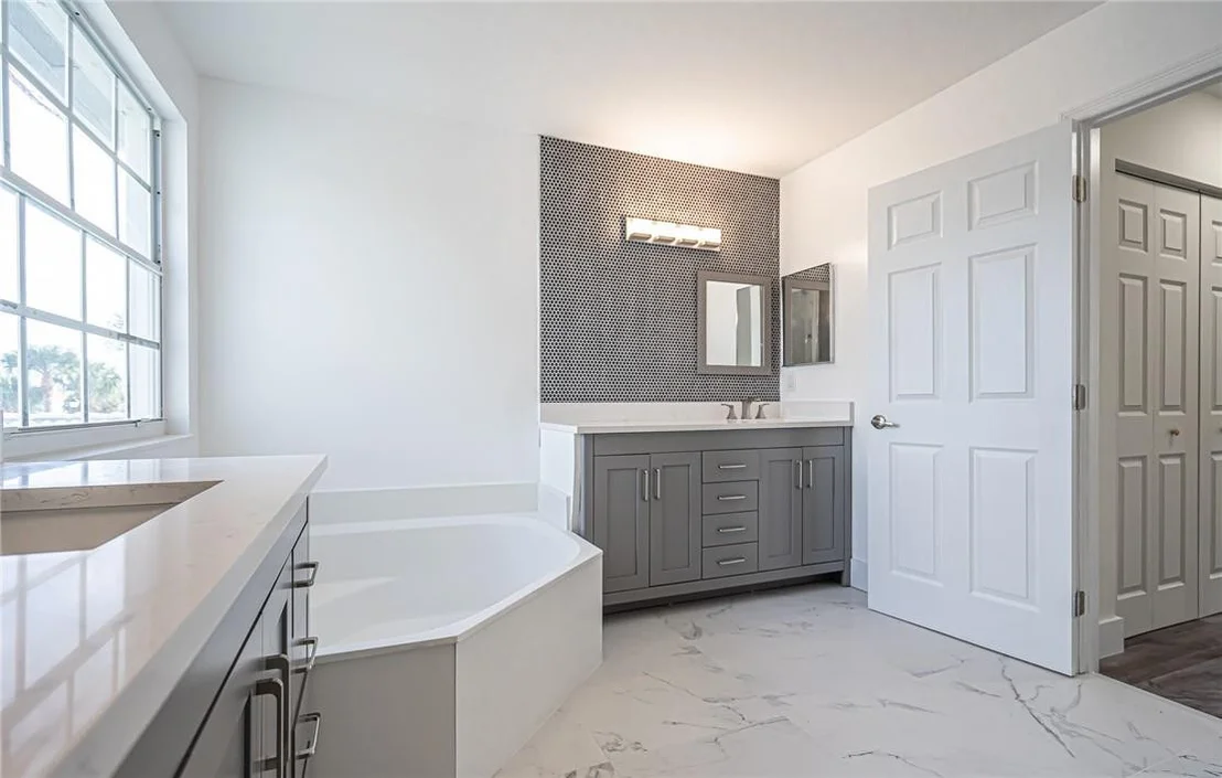 Photo of 7057 Middlebury Drive