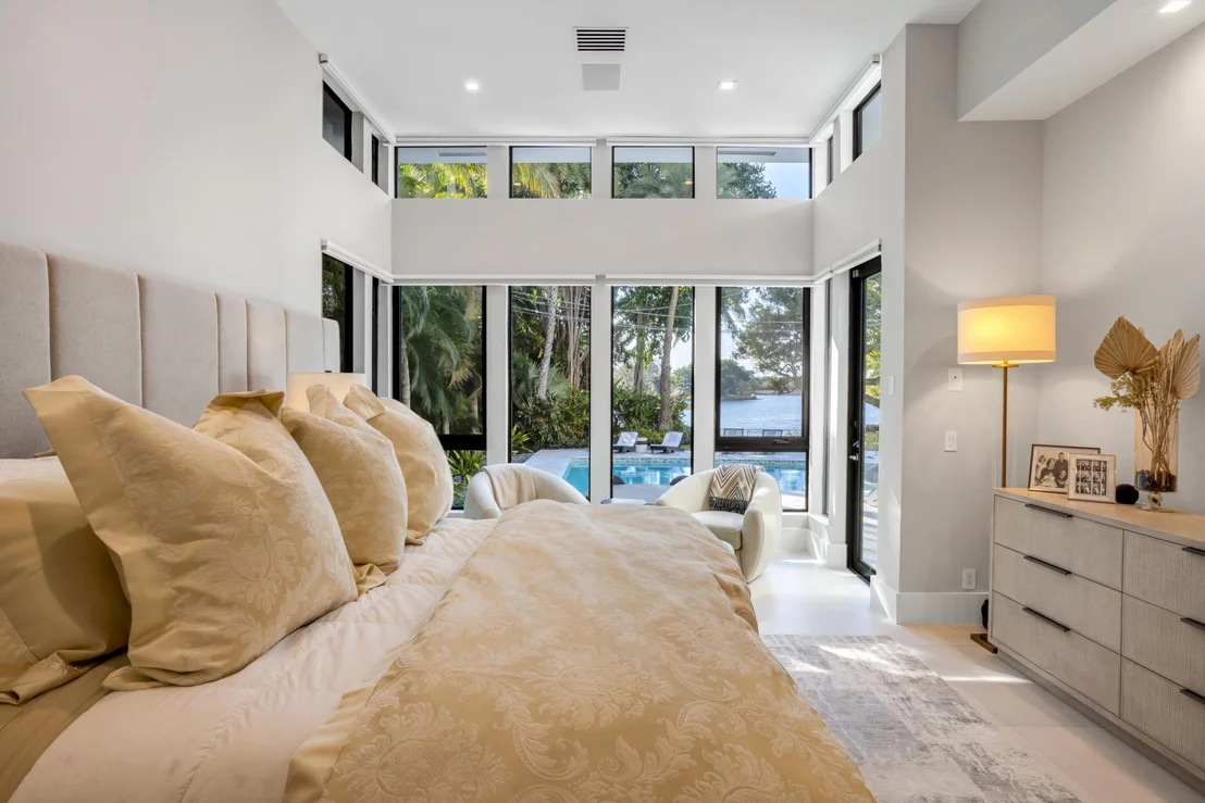 Photo of 1080 Lake Drive