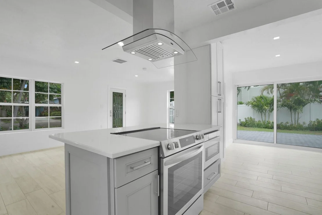 Photo of 826 Sunset Road