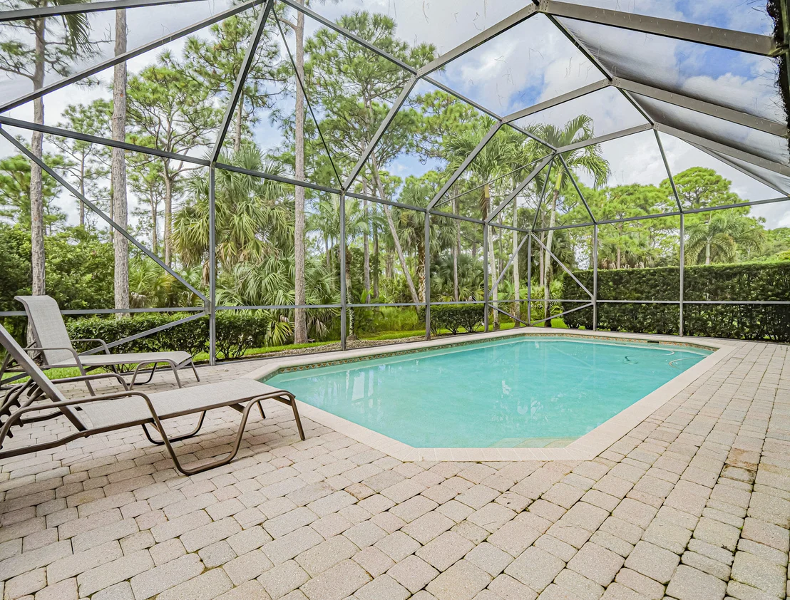 Photo of 6871 SE Twin Oaks Circle