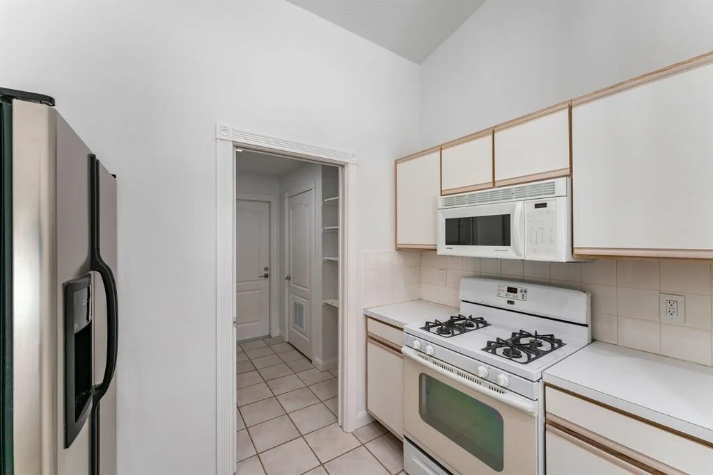 Photo of 245 Bluejay Lane