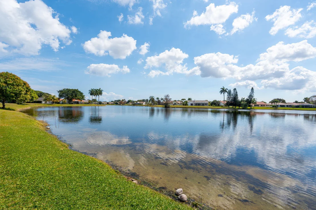 Photo of 2330 SW 23rd Cranbrook Drive
