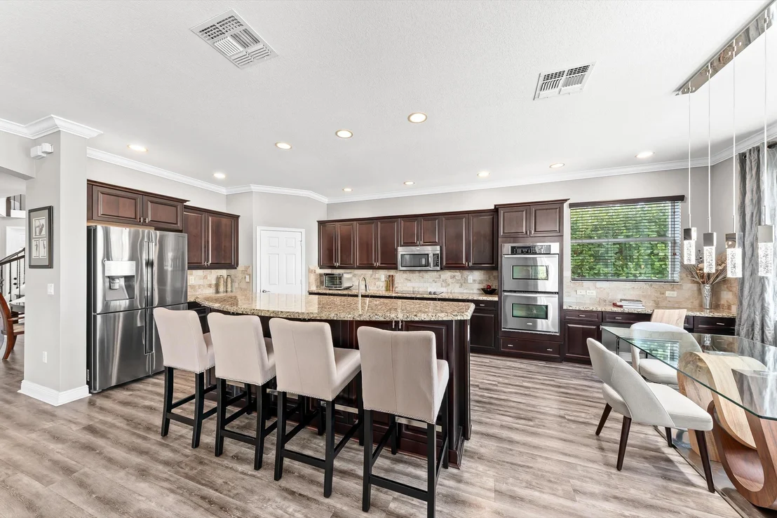 Photo of 9724 Phipps Lane