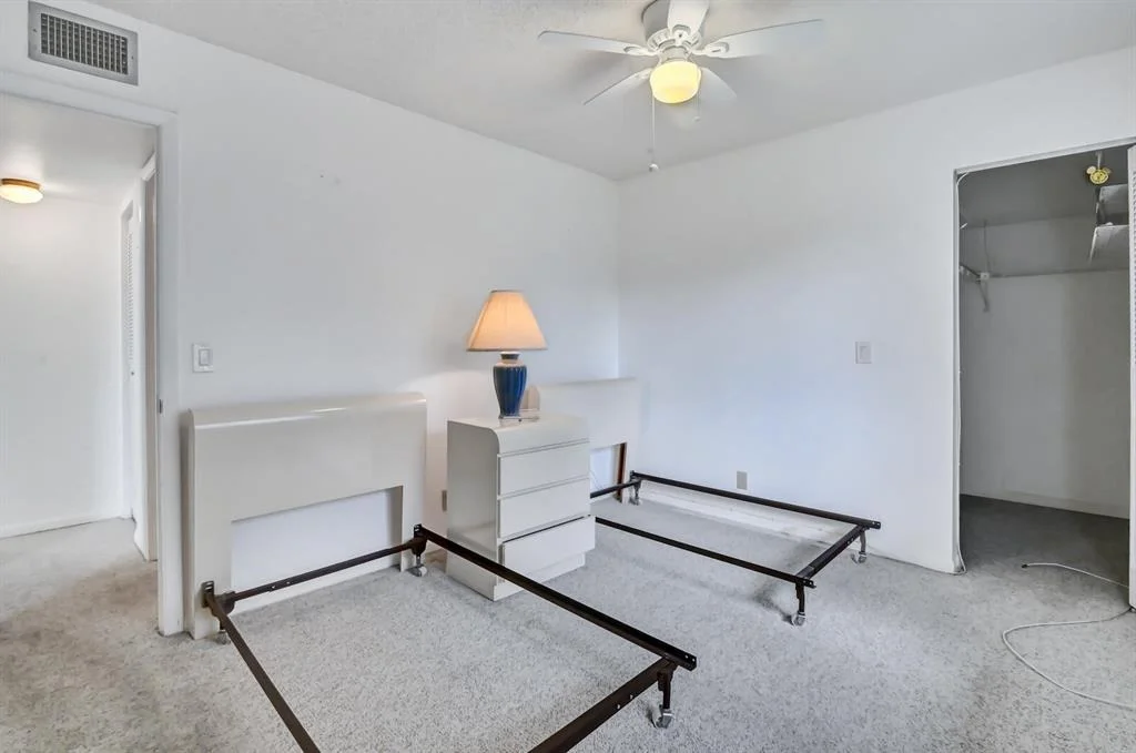 Photo of Unit B2 at 301 Knotty Pine Circle