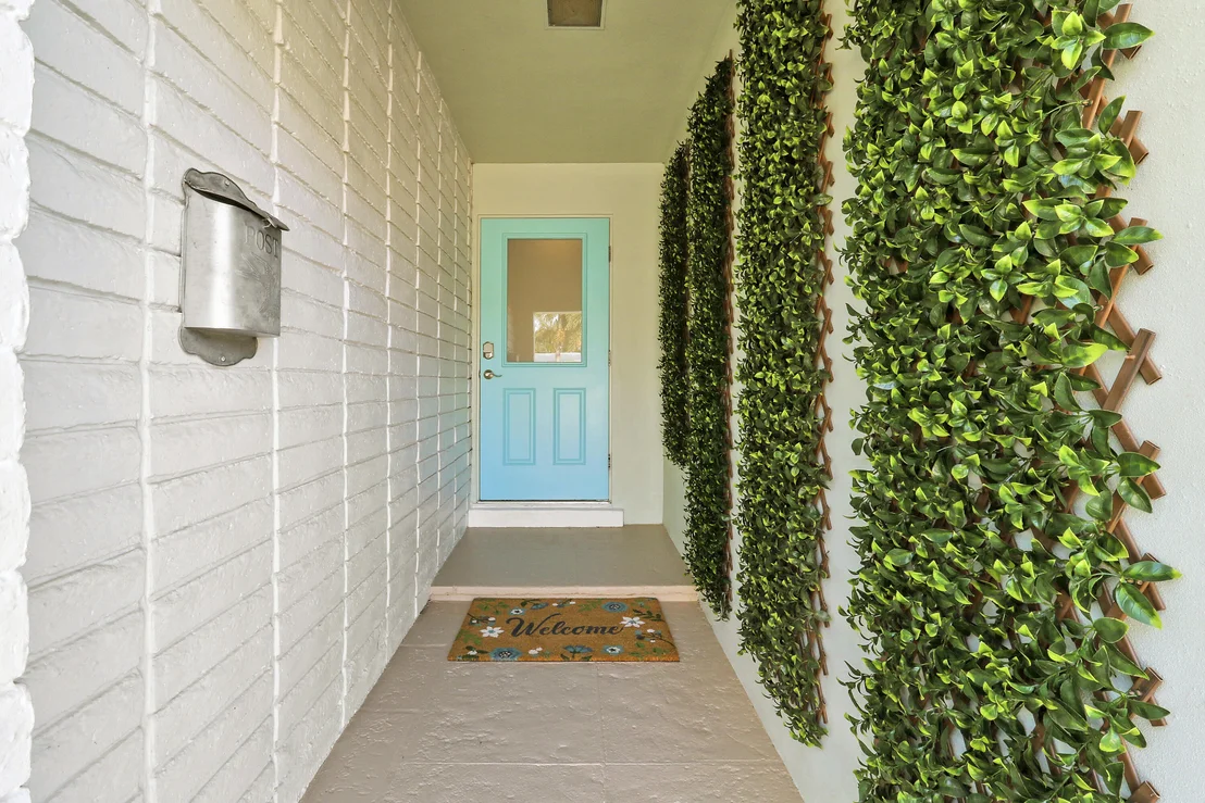 Photo of 424 Ebbtide Drive
