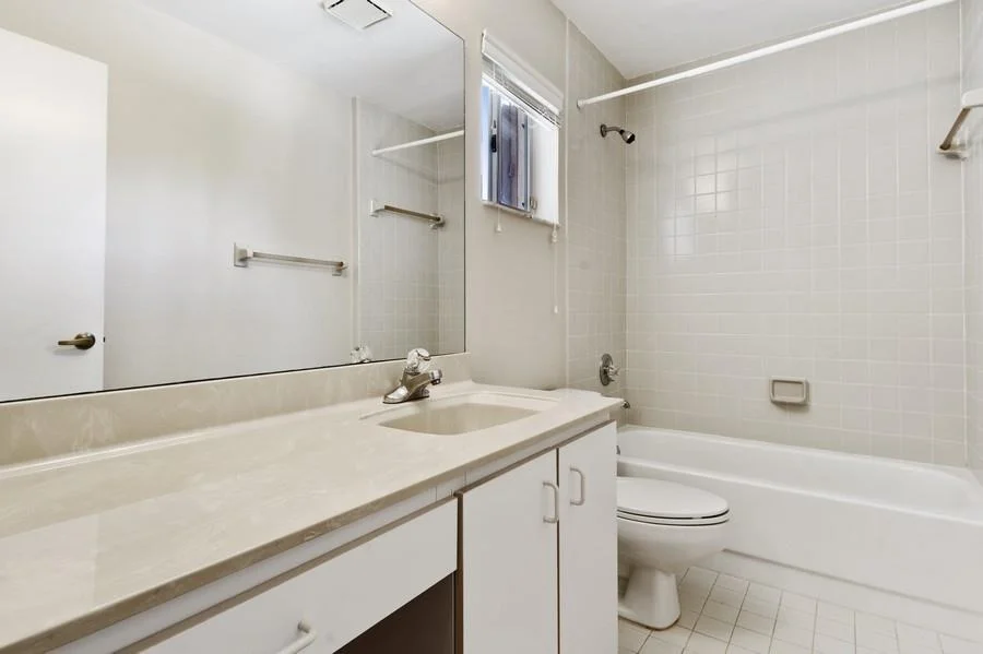 Photo of 6032 Bay Isles Drive