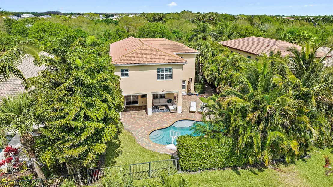 Photo of 110 Crab Cay Way