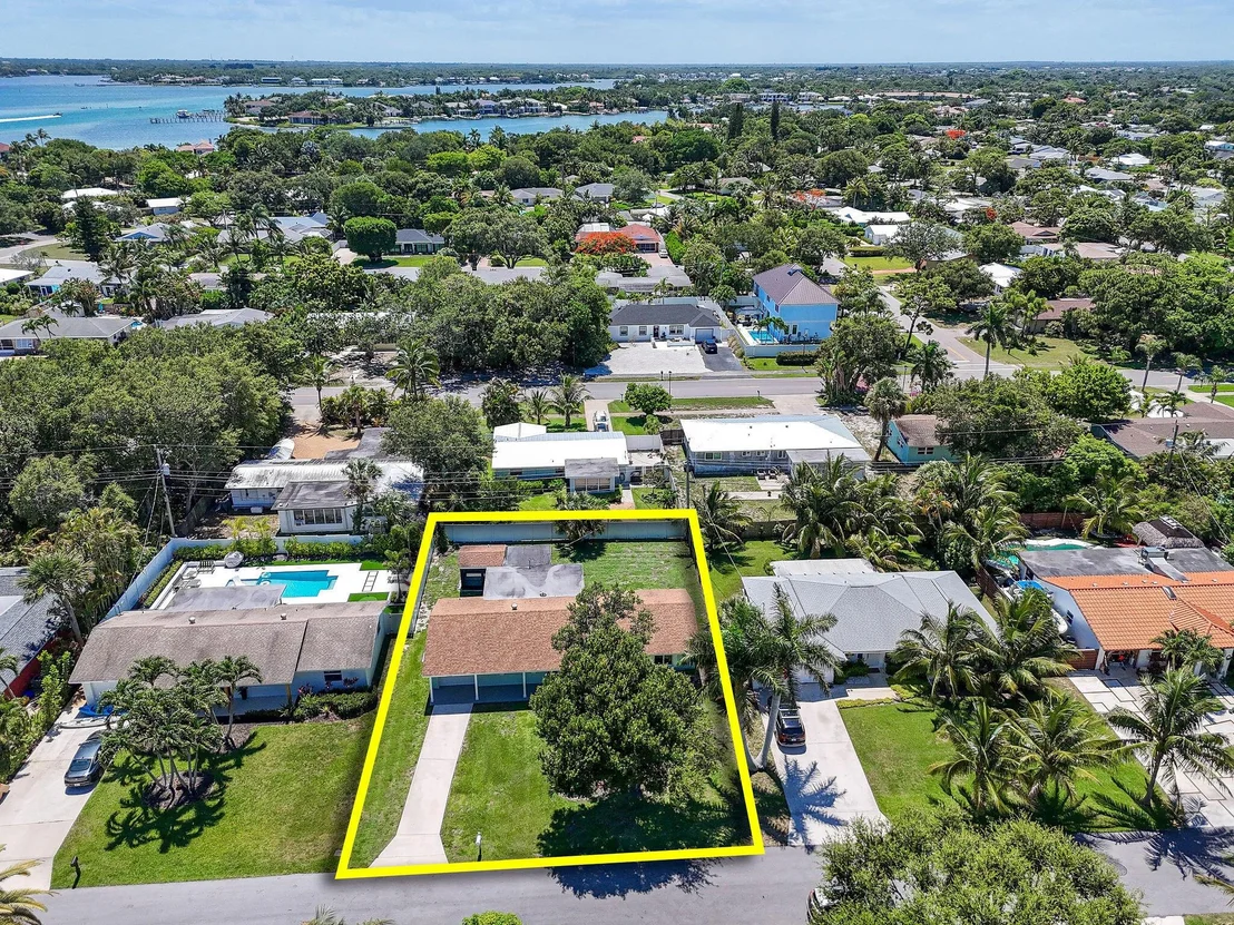 Photo of 1522 Lance Road