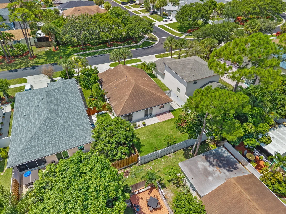 Photo of 6196 Azalea Circle