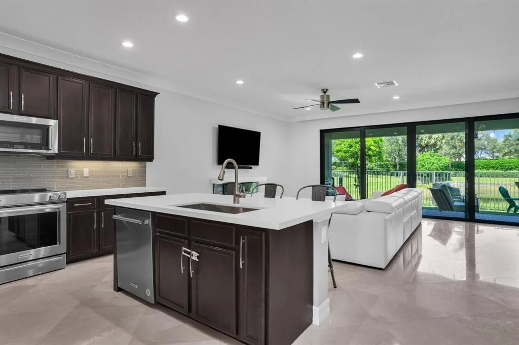 Photo of 8073 Rainforest Jasper Lane