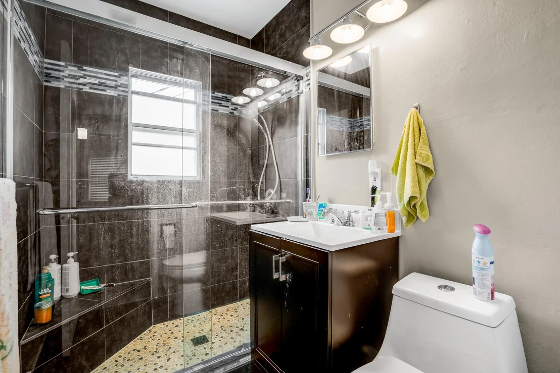 Photo of 806 Hampton Road