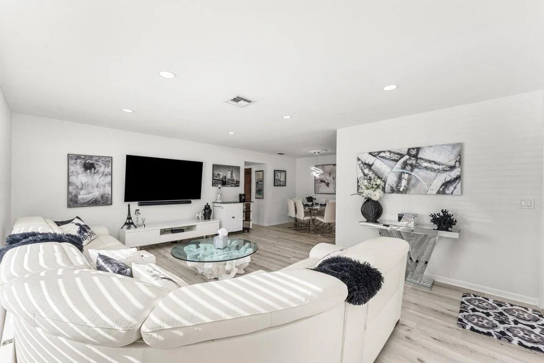 Photo of Unit A at 5300 Nesting Way