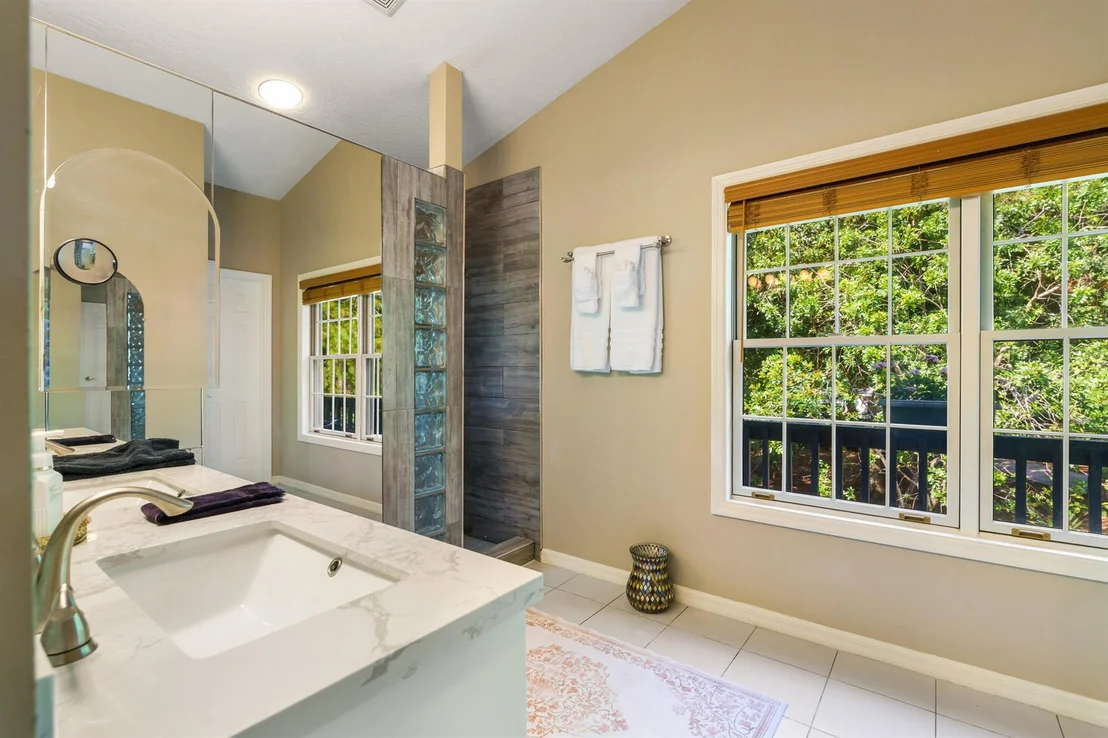 Photo of 420 Sopwith Drive