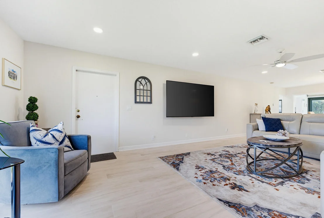 Photo of Unit APTB at 4854 Equestrian Circle