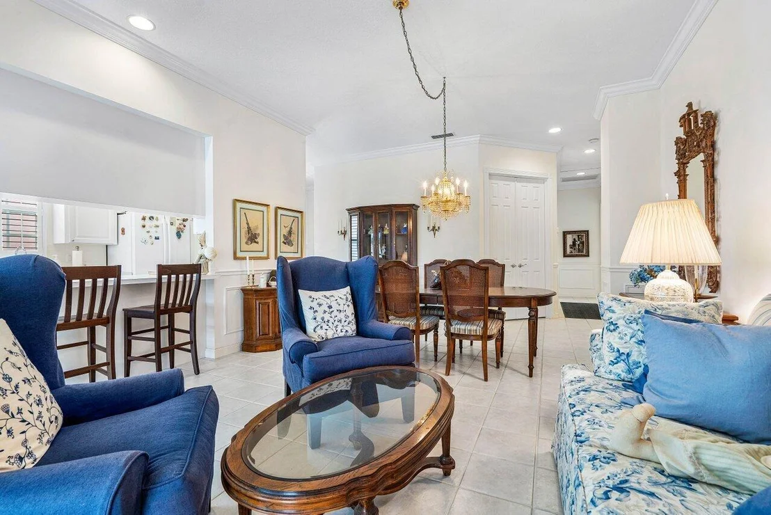 Photo of 4775 Lakeland Drive