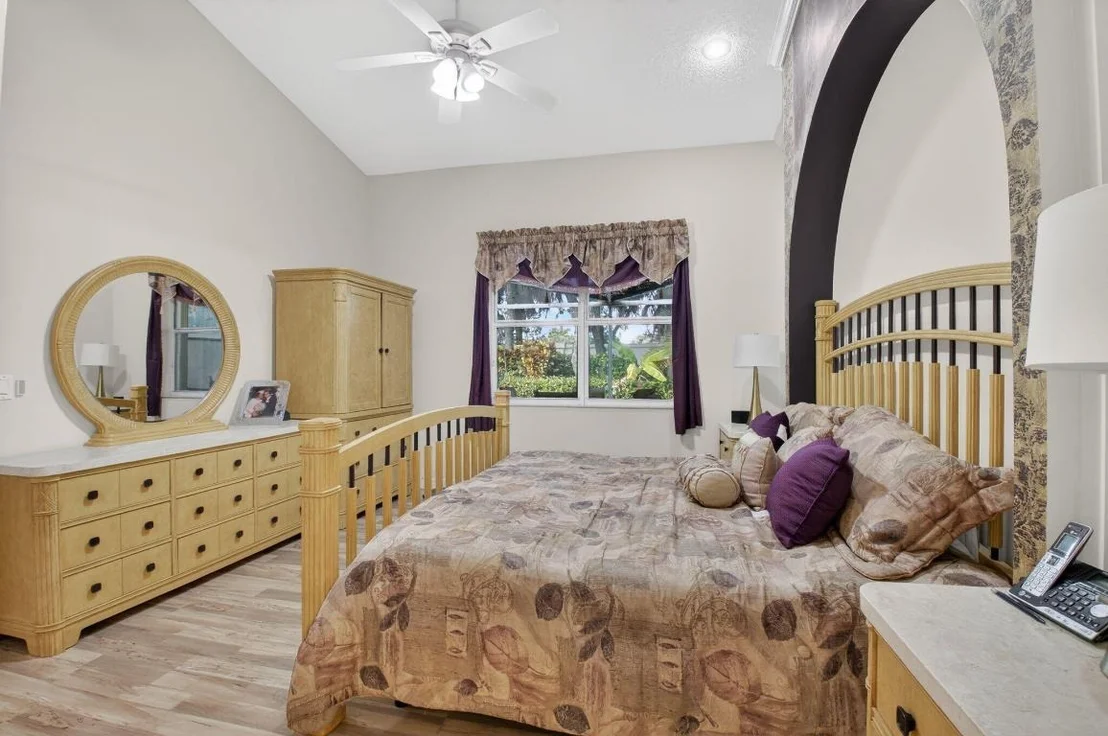 Photo of 6165 Petunia Road