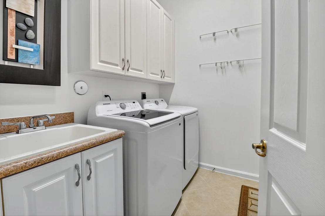 Photo of 7419 Twin Falls Drive