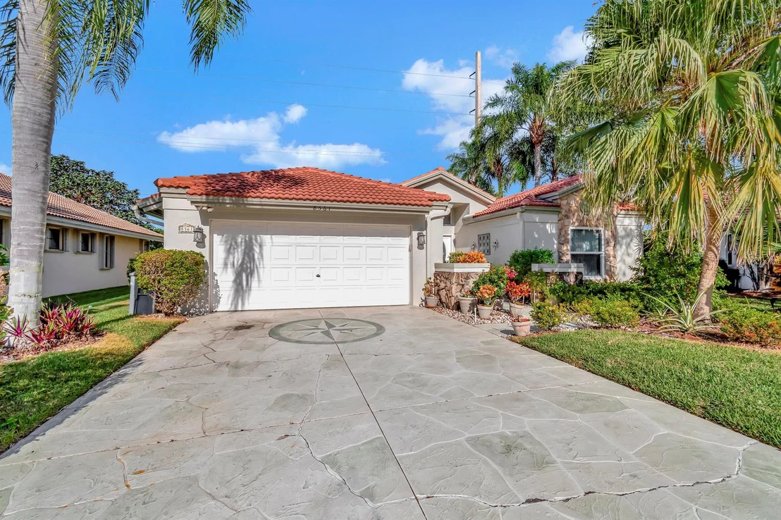 Photo of 8361 Leeway Lane