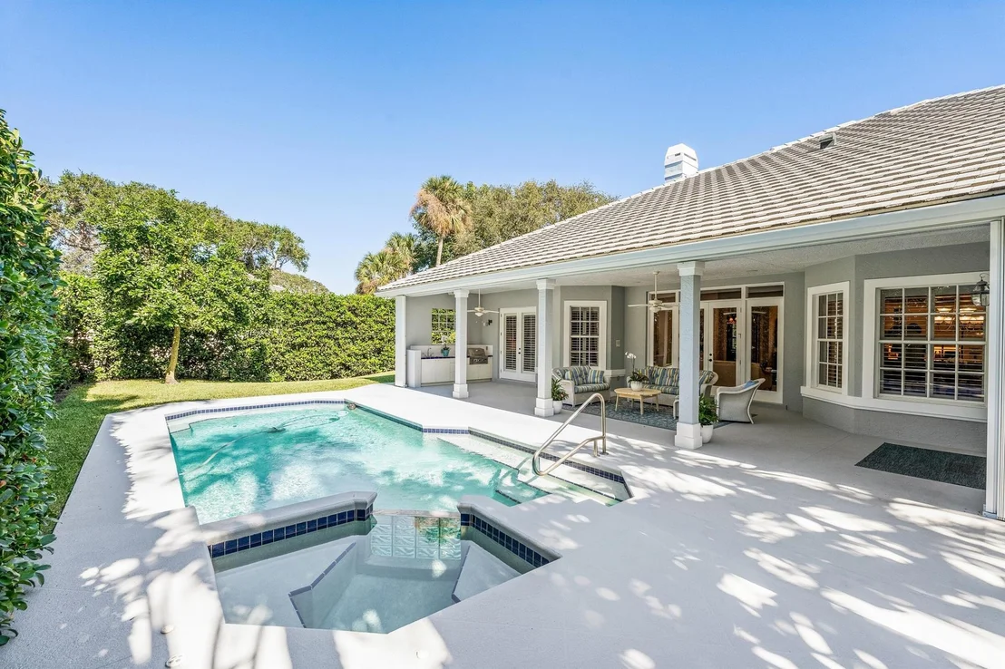 Photo of 409 Sable Oak Drive