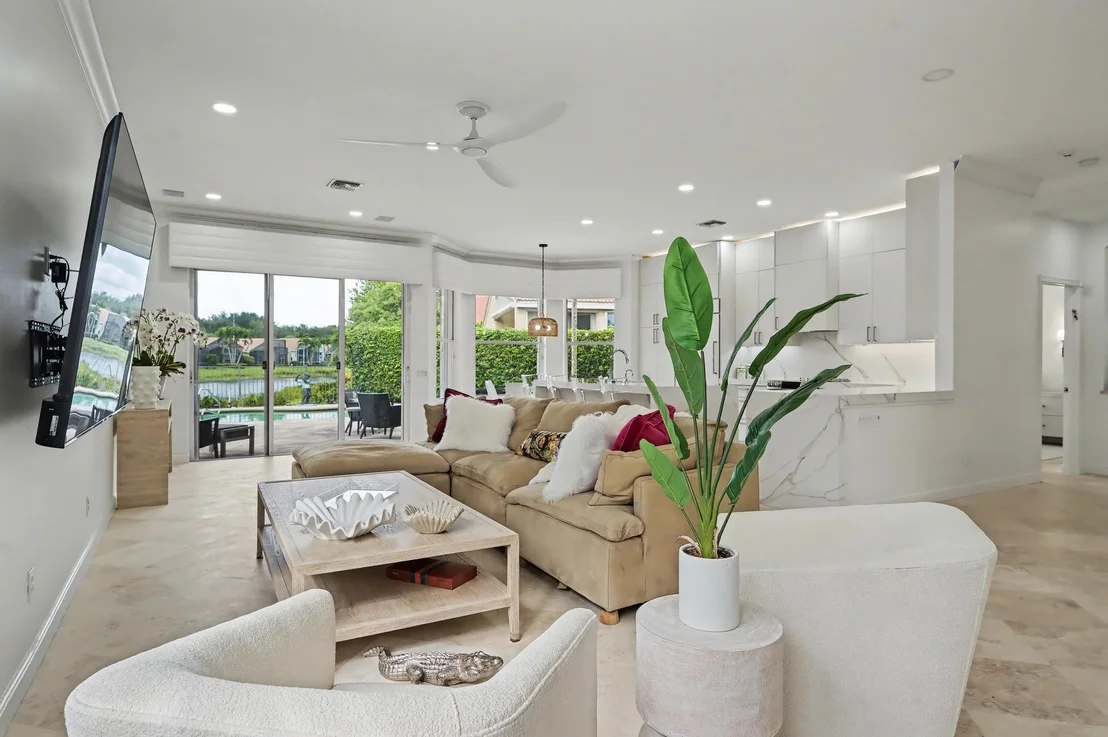 Photo of 6416 Punta Rosa Drive