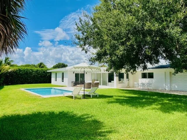 Photo of 7926 Pine Tree Lane