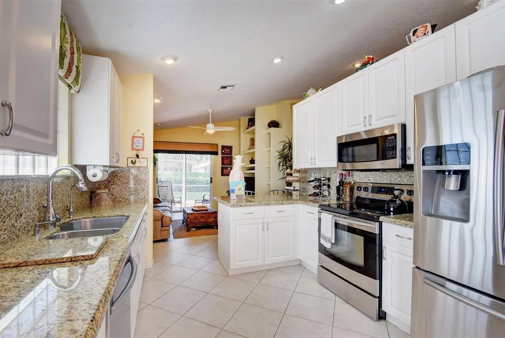 Photo of 6613 Sherbrook Drive