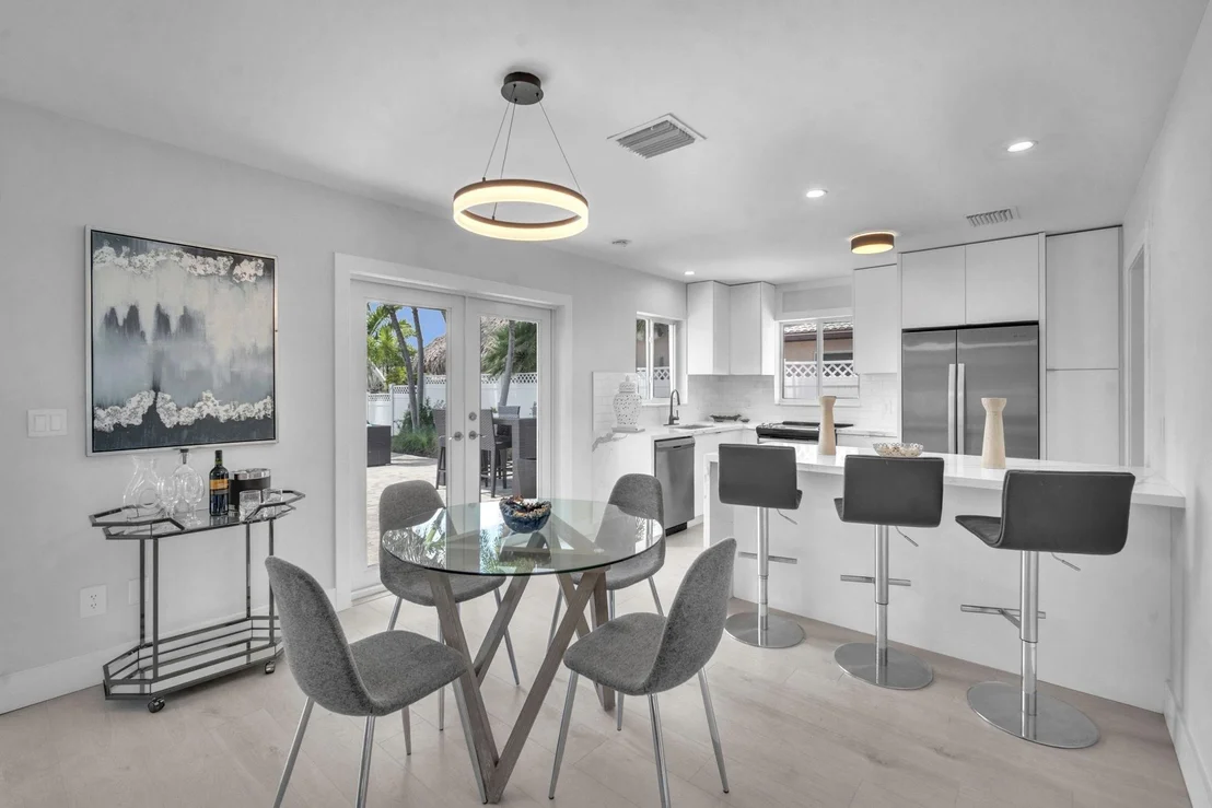 Photo of 301 SE 5th Terrace