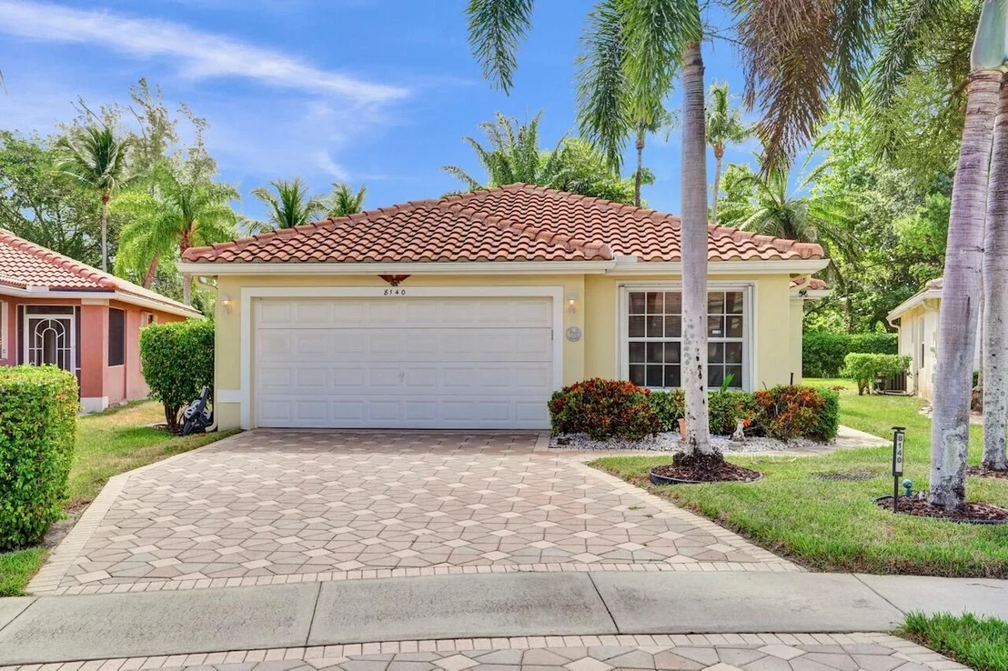 Photo of 8140 Palm Gate Drive