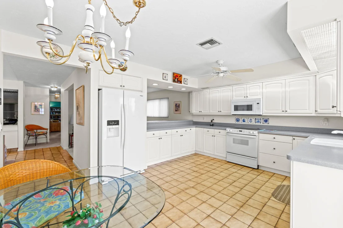 Photo of 2330 SW 23rd Cranbrook Drive