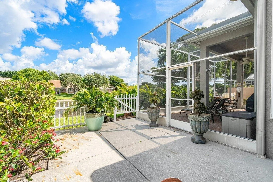 Photo of 5536 Grande Palm Circle