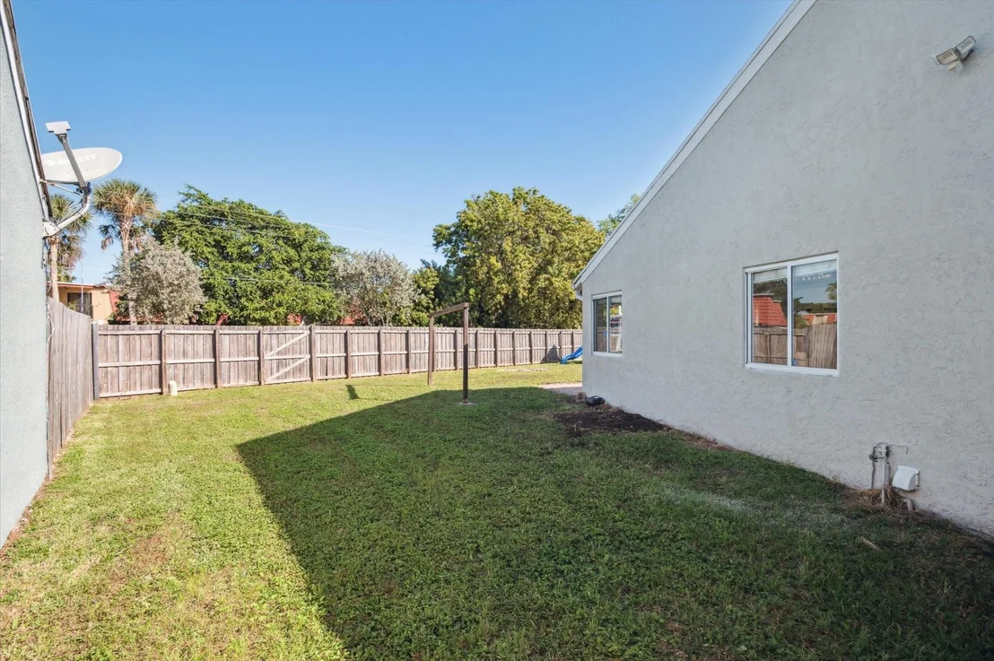 Photo of 8390 Dynasty Drive