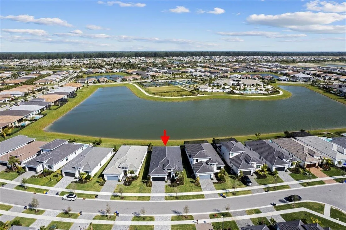 Photo of 15841 Key Biscayne Lane