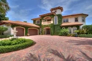 Photo of 12006 Edgewater Drive