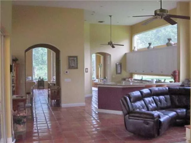 Photo of 1401 Stallion Drive