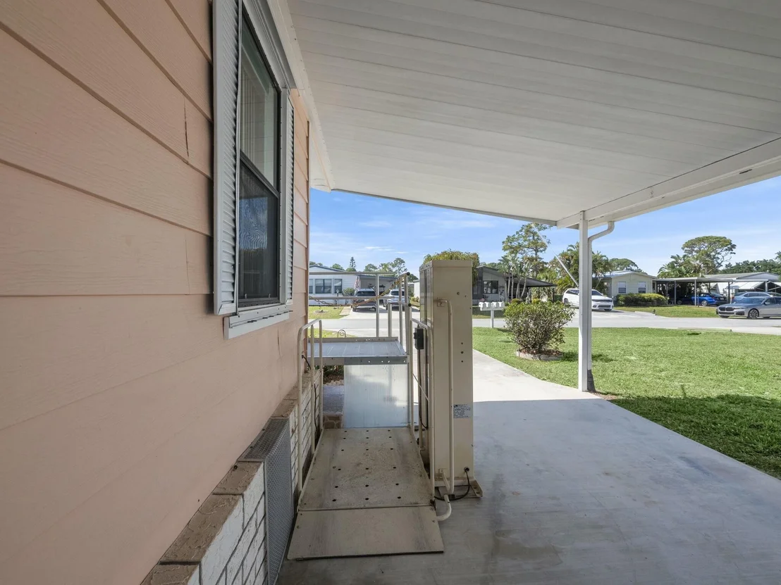Photo of 2661 SW Toronado Trail