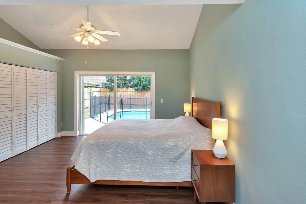 Photo of 9800 Sun Pointe Drive